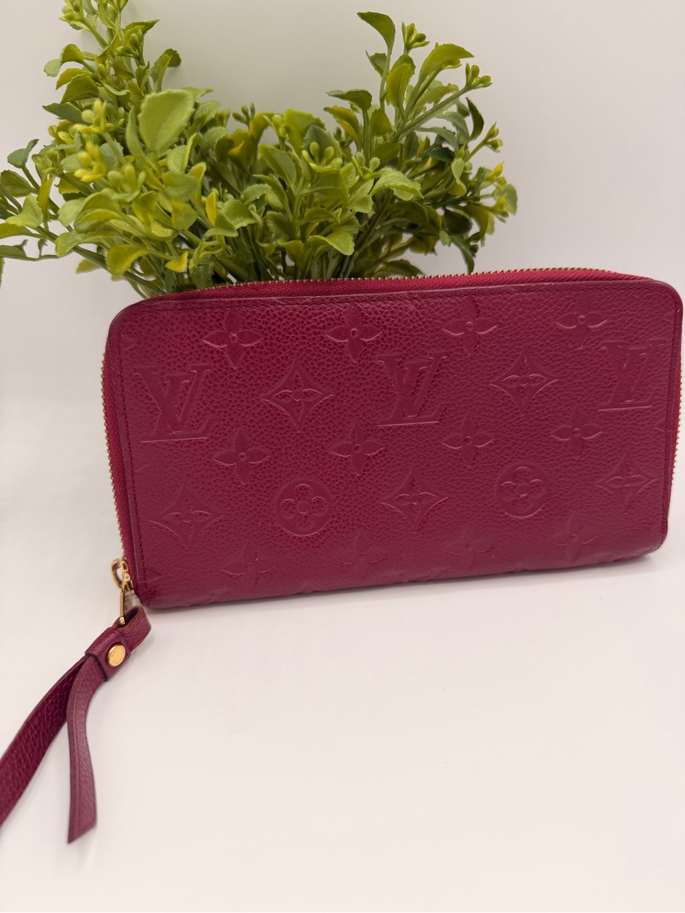Louis Vuitton Empreinte Long Zip Organizer Wallet - Picture 1 of 9